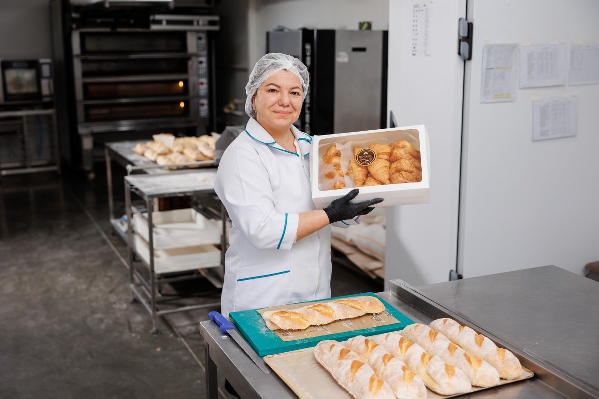 Elena Andreev is the only entrepreneur from left bank of the Nistru river that uses an innovative method of manufacturing bakery products, through instant freezing. The modern equipment, but also the training and mentoring, were provided by Sweden & UK. tinyurl.com/2dydbja4
