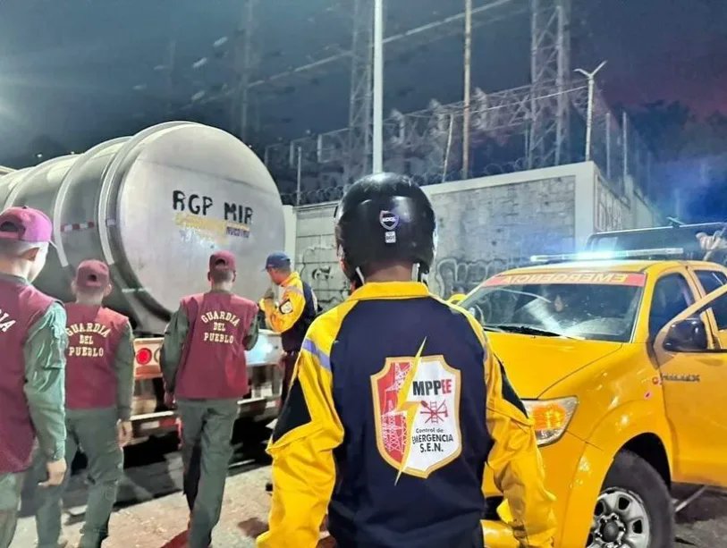 M/G Elio Estrada Paredes (@elioestrada18) on Twitter photo La FANB en conjunto con los Órganos de Seguridad Ciudadana, nuestra Alcaldesa de Caracas <a href="/gestionperfecta/">Carmen Meléndez</a> y el Jefe de Gobierno <a href="/Nahumfernandezm/">Nahum Fernández</a>, se desplegaron en las comunidades de Montalbán, Lídice, El Valle, El Junquito, La Yaguara y en el Waraira Repano, con el fiel La FANB en conjunto con los Órganos de Seguridad Ciudadana, nuestra Alcaldesa de Caracas <a href="/gestionperfecta/">Carmen Meléndez</a> y el Jefe de Gobierno <a href="/Nahumfernandezm/">Nahum Fernández</a>, se desplegaron en las comunidades de Montalbán, Lídice, El Valle, El Junquito, La Yaguara y en el Waraira Repano, con el fiel