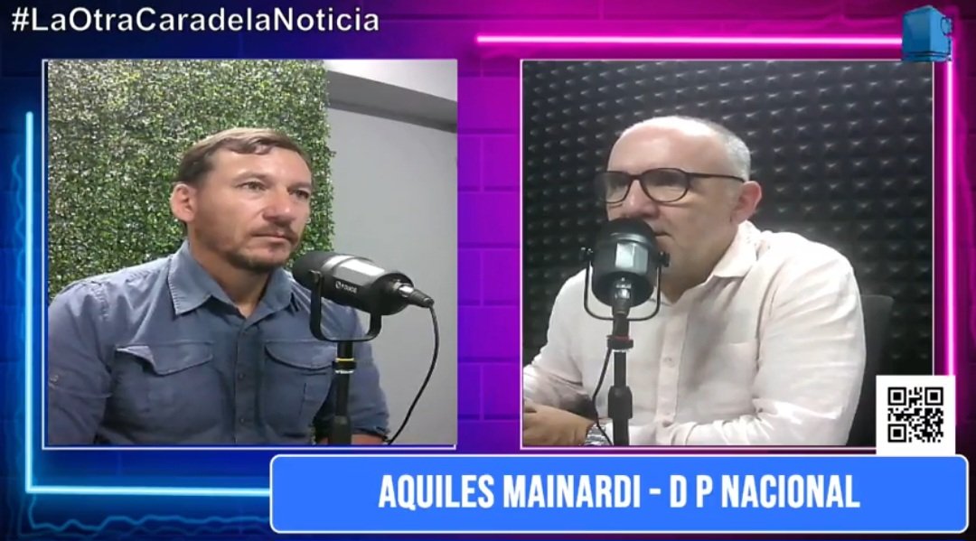 GiovanoniMartin's tweet photo. LA OTRA CARA DE LA NOTICIA. 
Radio Arapey de Salto.
Entrevista con Aquiles Mainardi.
D CENTRO P. Nacional. https://t.co/mgZRlHQ1TF
