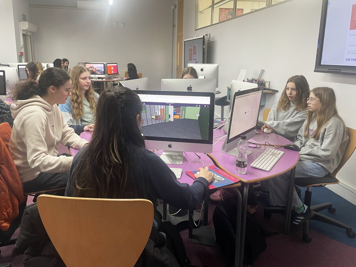 Students in years 7 and 8 took part in Engineering and Game Design workshops at the @CamdenLearning City Learning Centre last term where they had the opportunity to build and programme a working model and to design and code a 3D escape room game.