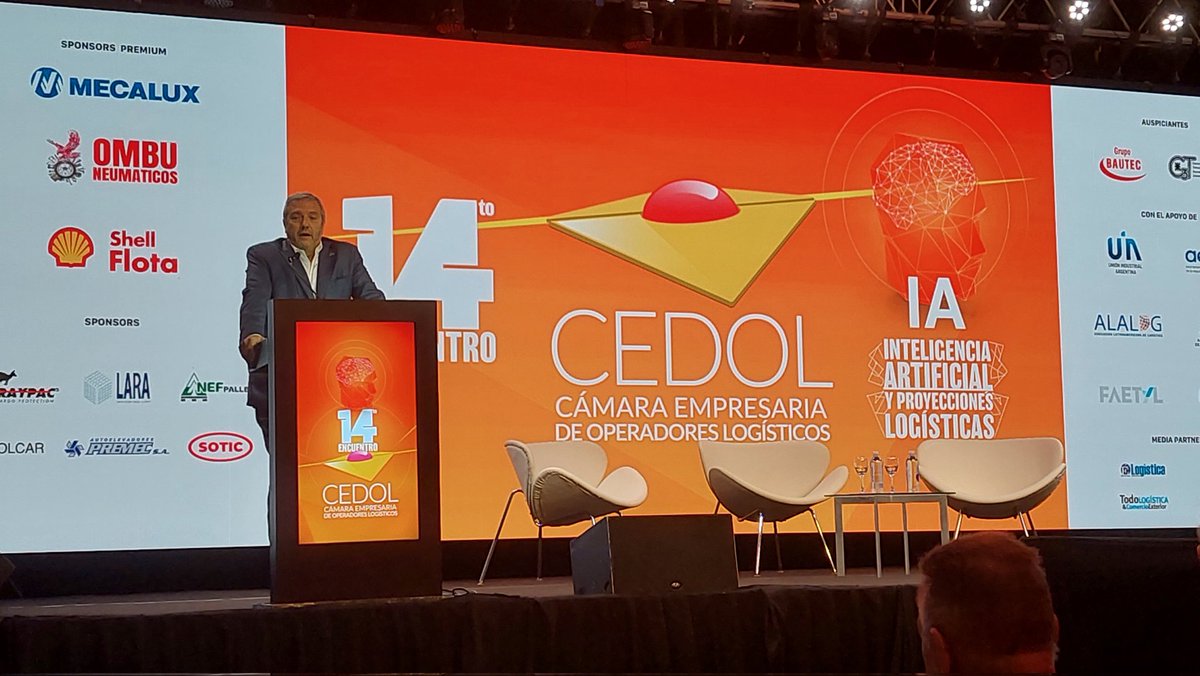 <a href="/ARLOG_Asoc/">ARLOG Asociación Argentina de Logística Empresaria</a> presente en el Encuentro de CEDOL <a href="/cedolarg/">CEDOL Logística</a> 

<a href="/Fabianyannone/">AFY</a> invita a sumarse a Arlog y a trabajar juntos para fortalecer y profesionalizar cada vez más nuestra actividad.
Anuncia el Encuentro Nacional de la Logística, en Noviembre.