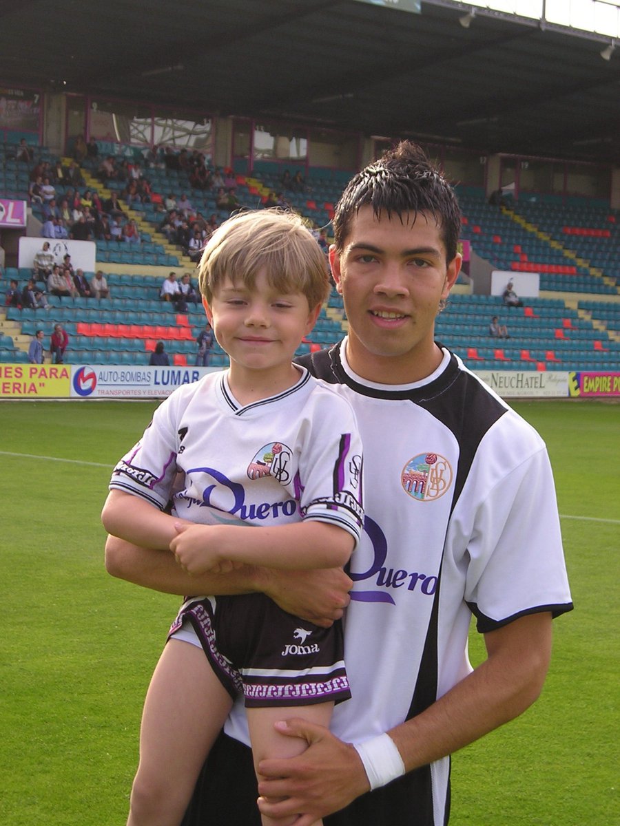 ๐๐๐๐ฅ๐จ ๐๐๐ซ๐๐จ๐ฌ tweet media