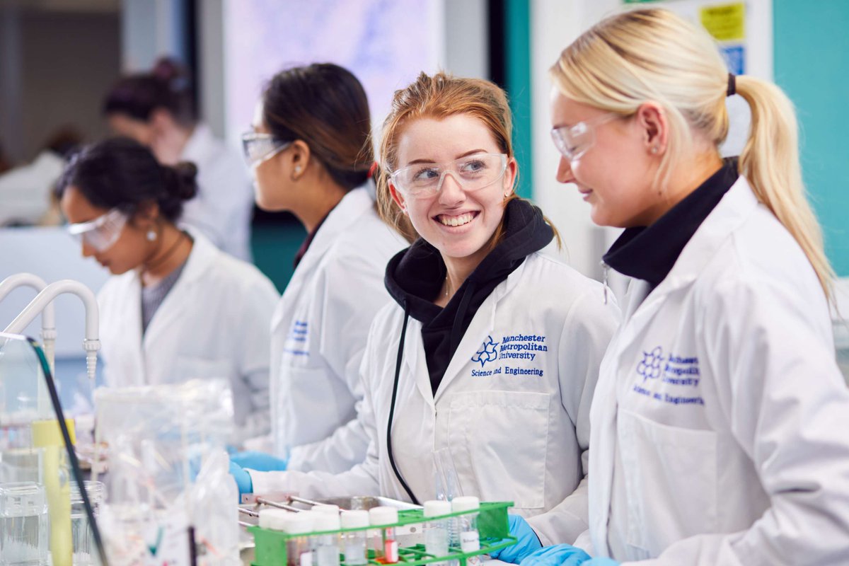 Join Eviosys team as a Packaging Science Apprentice. 🔬 In this role, you'll assist in pack testing and provide technical support while pursuing a Laboratory Scientist (Chemical Science) Degree Apprenticeship at @ManMetUni. Apply now 👉 ow.ly/1HrG50Rb6v1