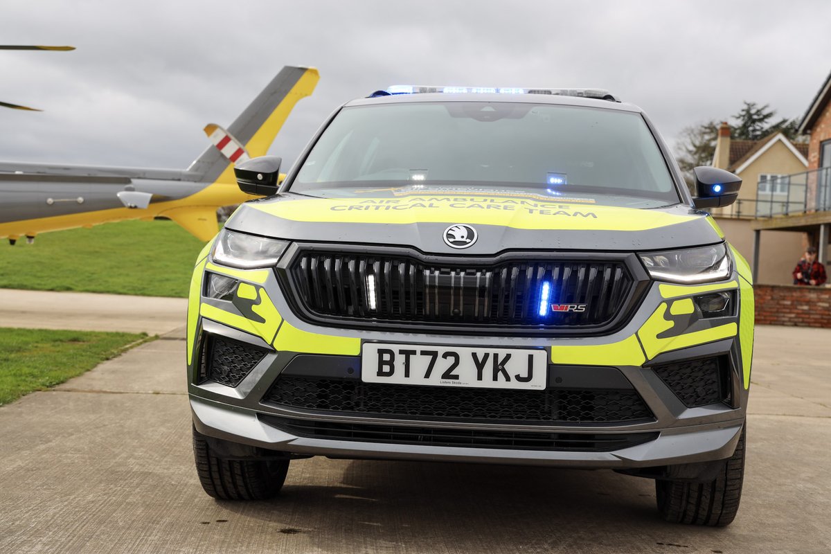 04.04.2024 #airambulance #leicestershire Medic53 were tasked to a cardiac arrest at 08:17 and were on scene at 08:33. Working with EMAS, the crew treated a patient, providing critical care interventions, before transferring them to hospital by land.