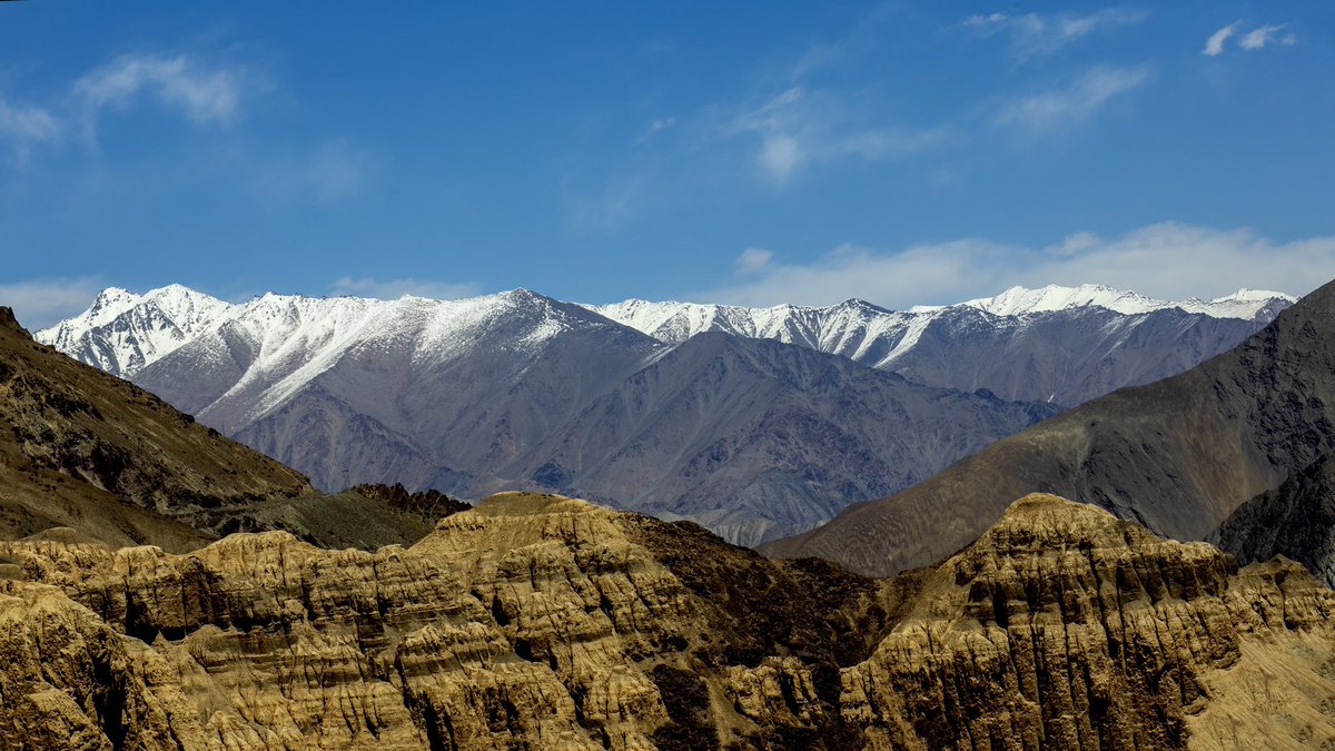 “The nature of Leh Ladakh is the nature of our own mind.”
#framingFrames 

#Cinematography #FilmStudent #arT #SetLife #Peace #Reduce #Words #ShortFilm #Bollywood 
 
#CityscapePhotography #Wanderlust