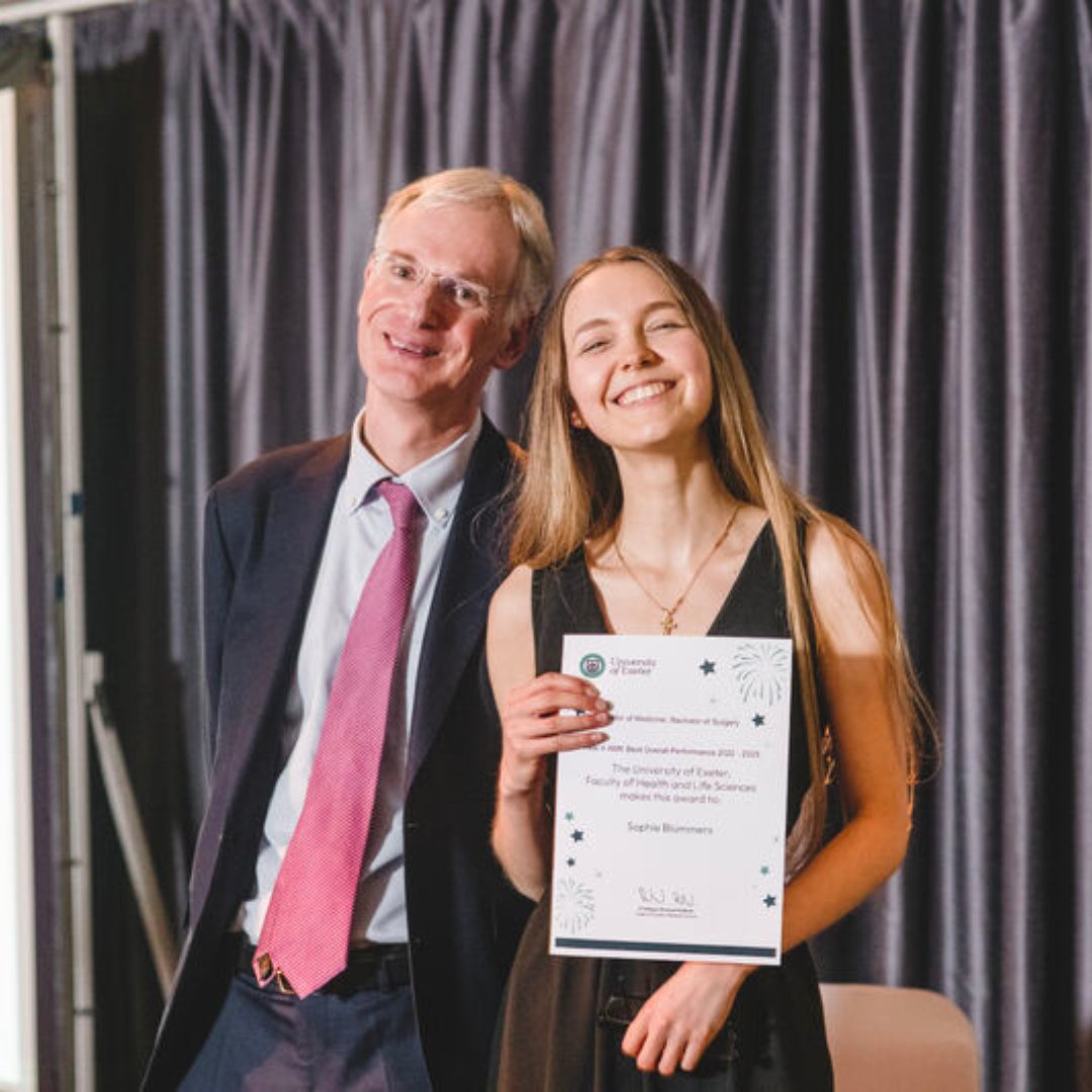 Congratulations to our OC Sophie for being awarded a prize for Best Overall Applied Medical Knowledge as part of her 4th year medical studies at Exeter University. We love to celebrate and hear what our Alumni go on to achieve after their studies at Kent College 👏 #OpentoThrive