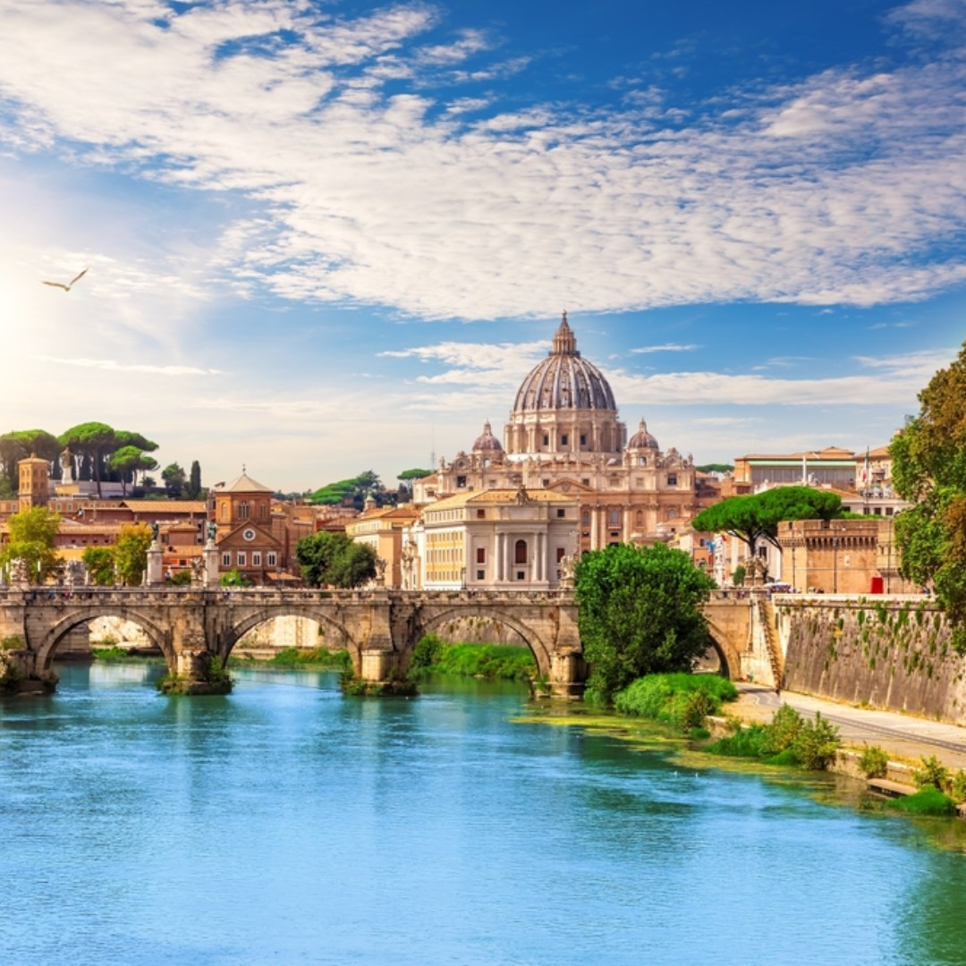 The best destinations for spring sunshine ☀️📍

Summer starts early in these fabulous spots, and whether you're looking for week-long lounging under blue skies or short-but-sweet city breaks in the sun, here's where to find it...

SPRING DESTINATIONS: ow.ly/XewV50RbwYf