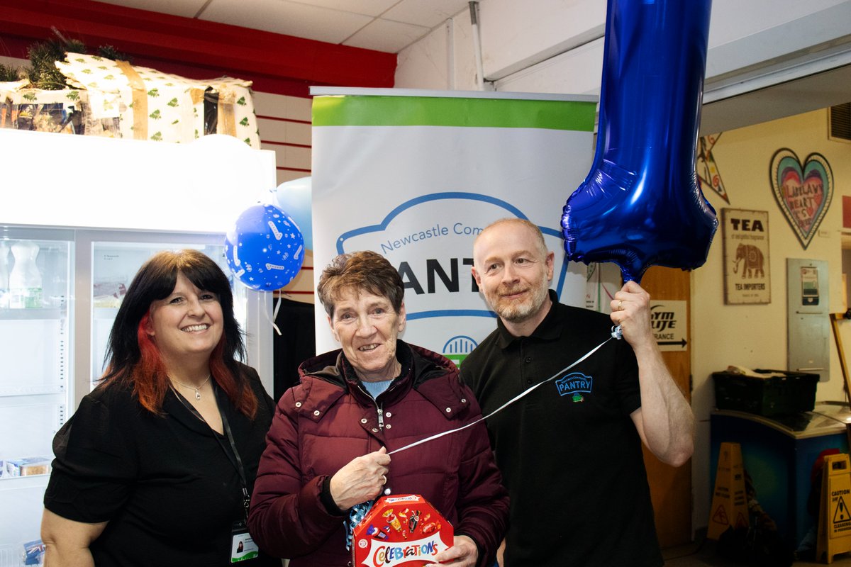 NewcastlePantry's tweet photo. 🎉1️⃣ It was fantastic to celebrate 1 year of our Community Pantry at Blakelaw this morning!

A huge thank you to all of volunteers and customers who've supported us throughout the year! https://t.co/WMoBm7MMyi