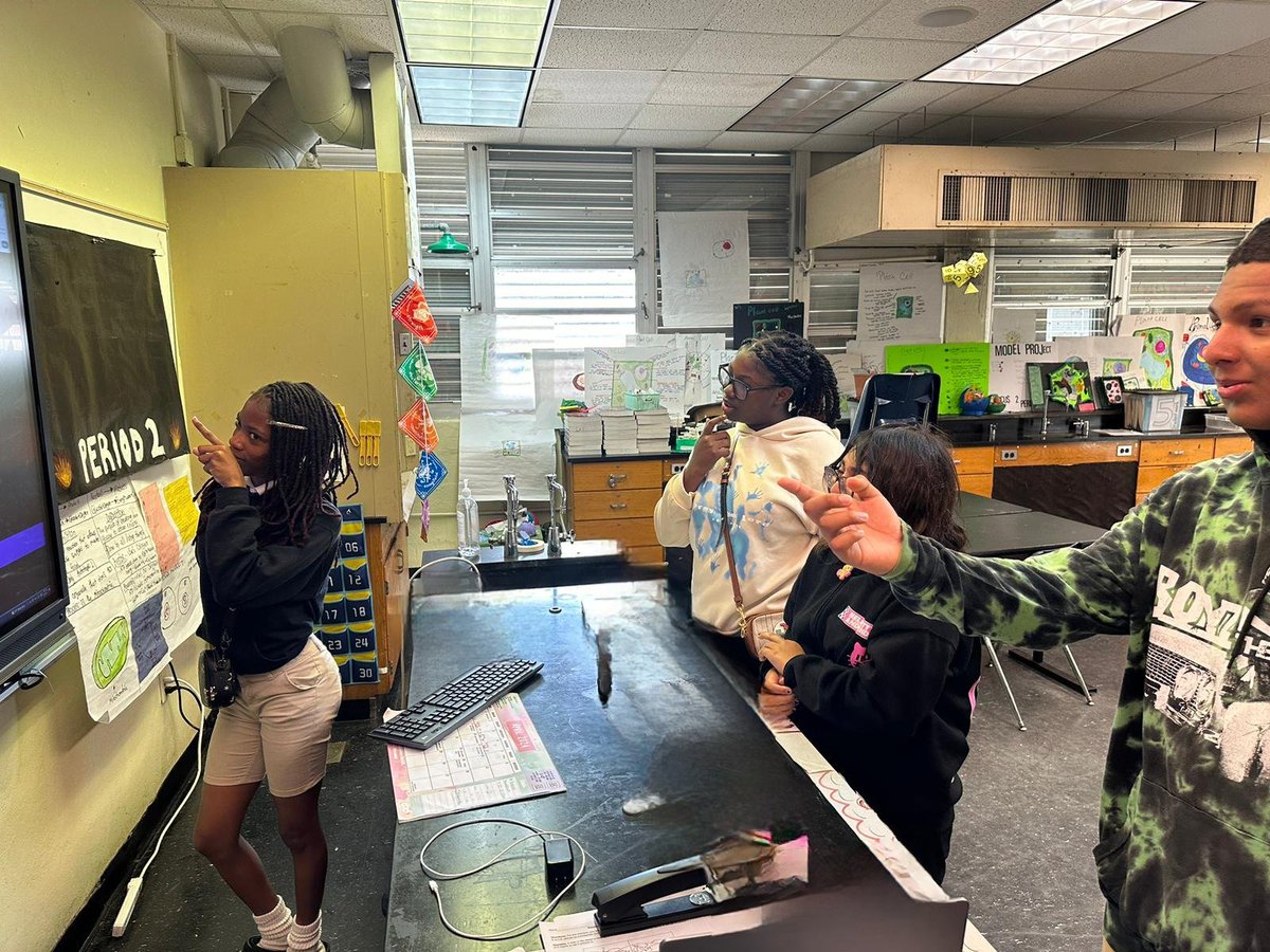 MadisonMustang6's tweet photo. 🌟 Future scientists in action! Our 8th graders are taking on the ETO Science Showdown at Madison Middle. Watch out, world – these bright minds are on a quest for discovery and innovation! 🚀🔬 #MadisonScienceStars #ScienceShowdown  
@trydiggs @lisagarcia_lisa  @MarcheleTucker https://t.co/kKzNimsm4V