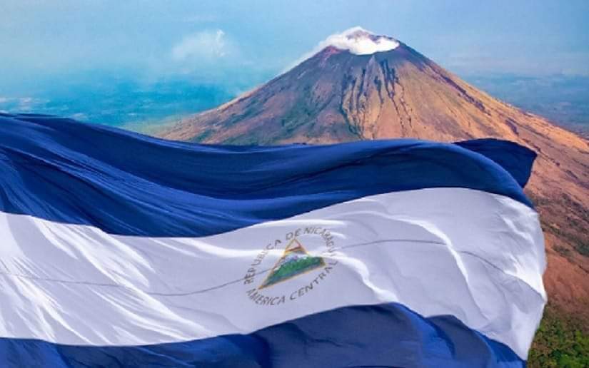 Hoy se cumplen 40 años del inicio de juicio histórico contra los EEUU. 09/04/84. Condenando y exigiendo indemnización al pueblo de #Nicaragua por los daños ocasionados como consecuencia de actividades militares y paramilitares. Deuda que no ha sido pagada.