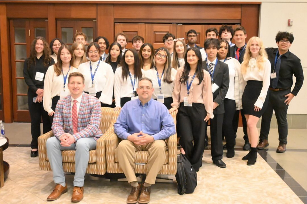 East Leyden FBLA had a great time at the state conference in Springfield. Four students qualified for nationals--Congrats Marina Stoyanova, Mariya Todorova, Monica Krol, and Ryan Fuentes! #leydenpride #ilfbla