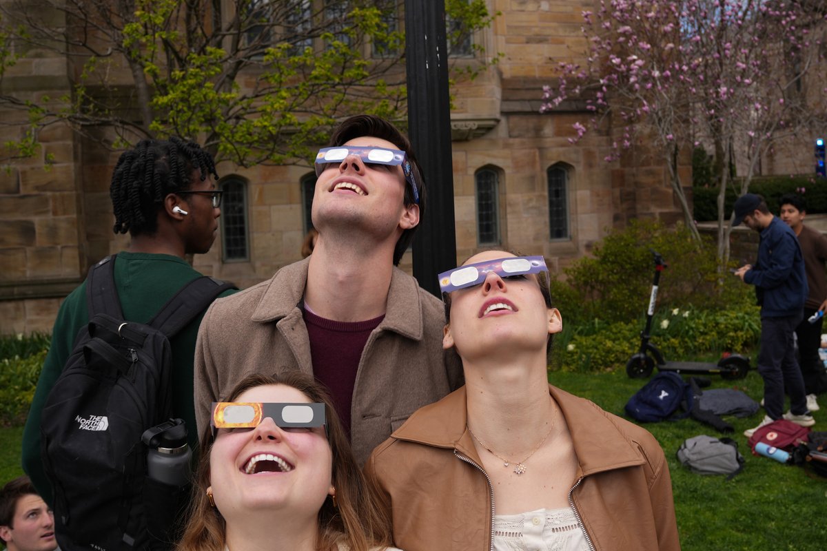 Enjoying the eclipse — at Yale. 📅 April 8, 2024 📍 Cross Campus Check out additional photos and videos from Monday's campus eclipse-viewing events: bit.ly/4cN9TuC #Yale #Eclipse #NewHaven