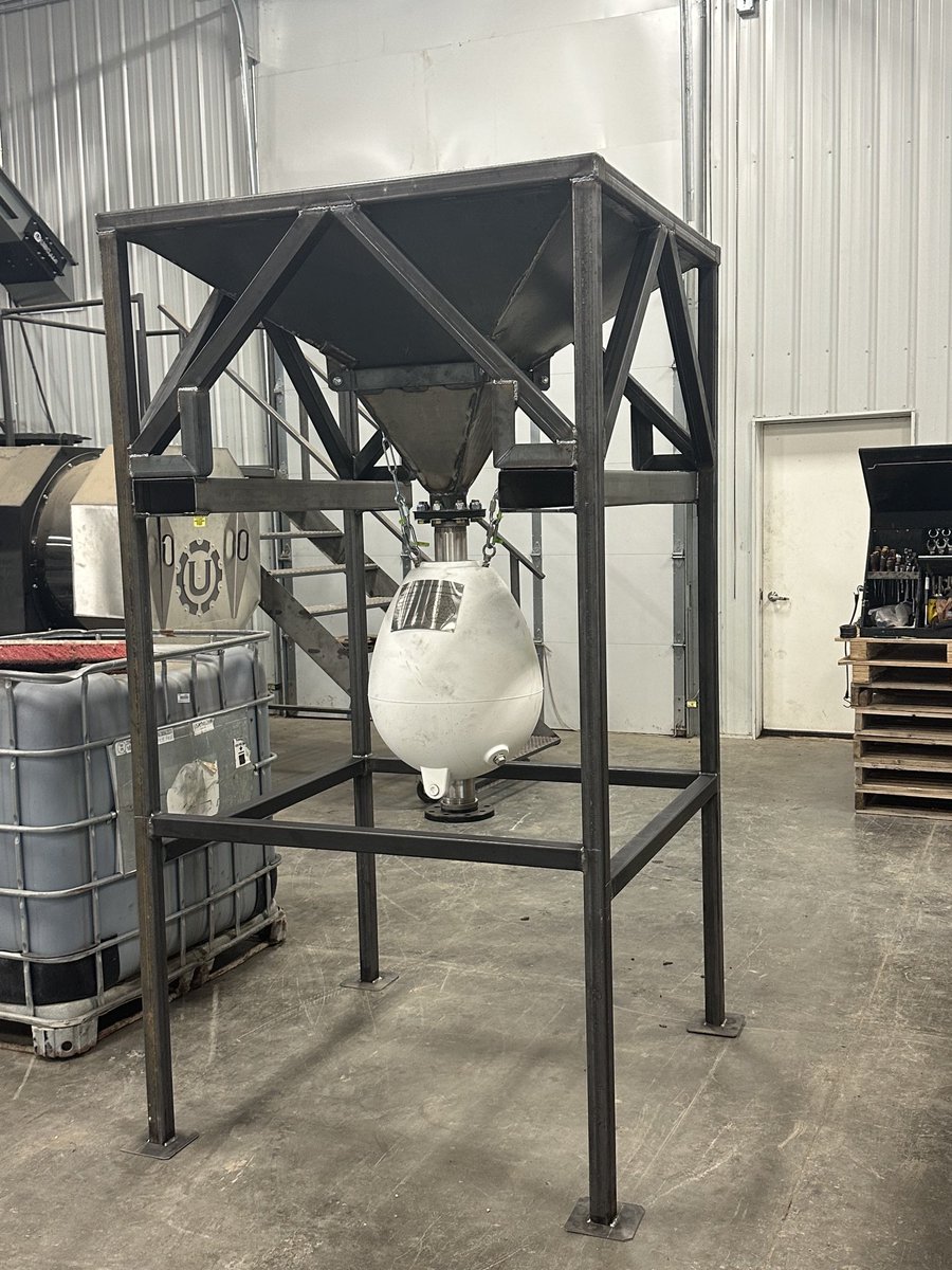 McNeilBJ's tweet image. Ready to treat corn ⁦⁦@tekmacrogersco1. #hypersound