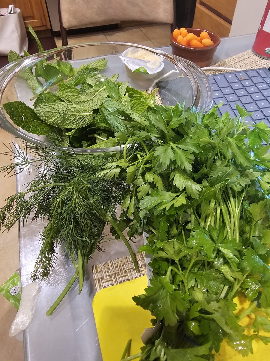 Don't fresh herbs smell delicious? #SimpleThings #GreekCooking