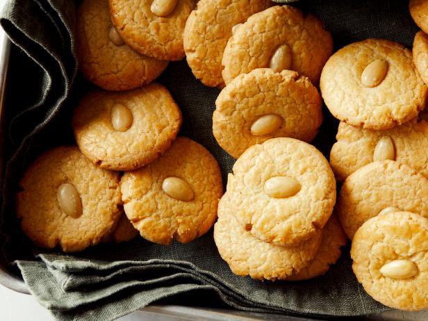 It’s Chinese Almond Cookie day. These are highly underrated and I haven’t been able to find them in probably 2ish years. Which, in all honesty, is probably for the best since I’ll demolish the package all at once.