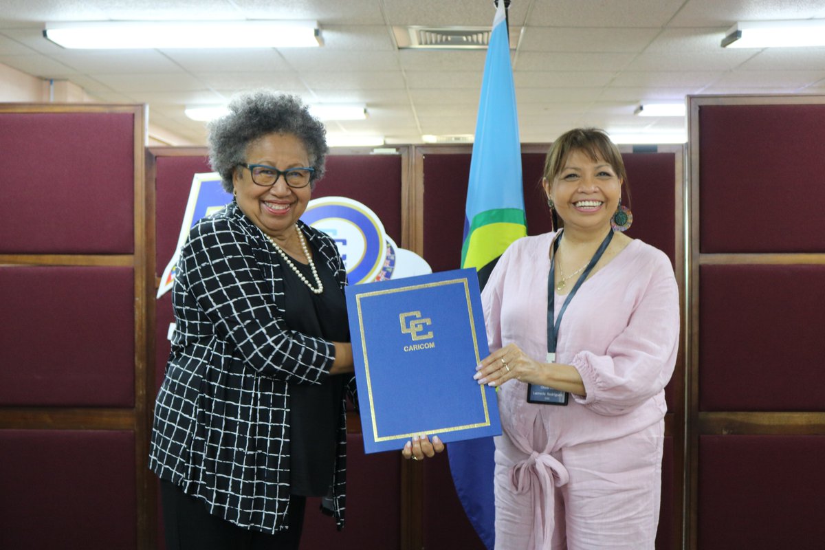 On 19 March 2024, CARICOM and the Central American Agricultural Council (CAC) signed a cooperation agreement to strengthen agriculture trade ties between CARICOM and the Central American Integration System (SICA). Read full story: caricom.org/caricom-cac-si…