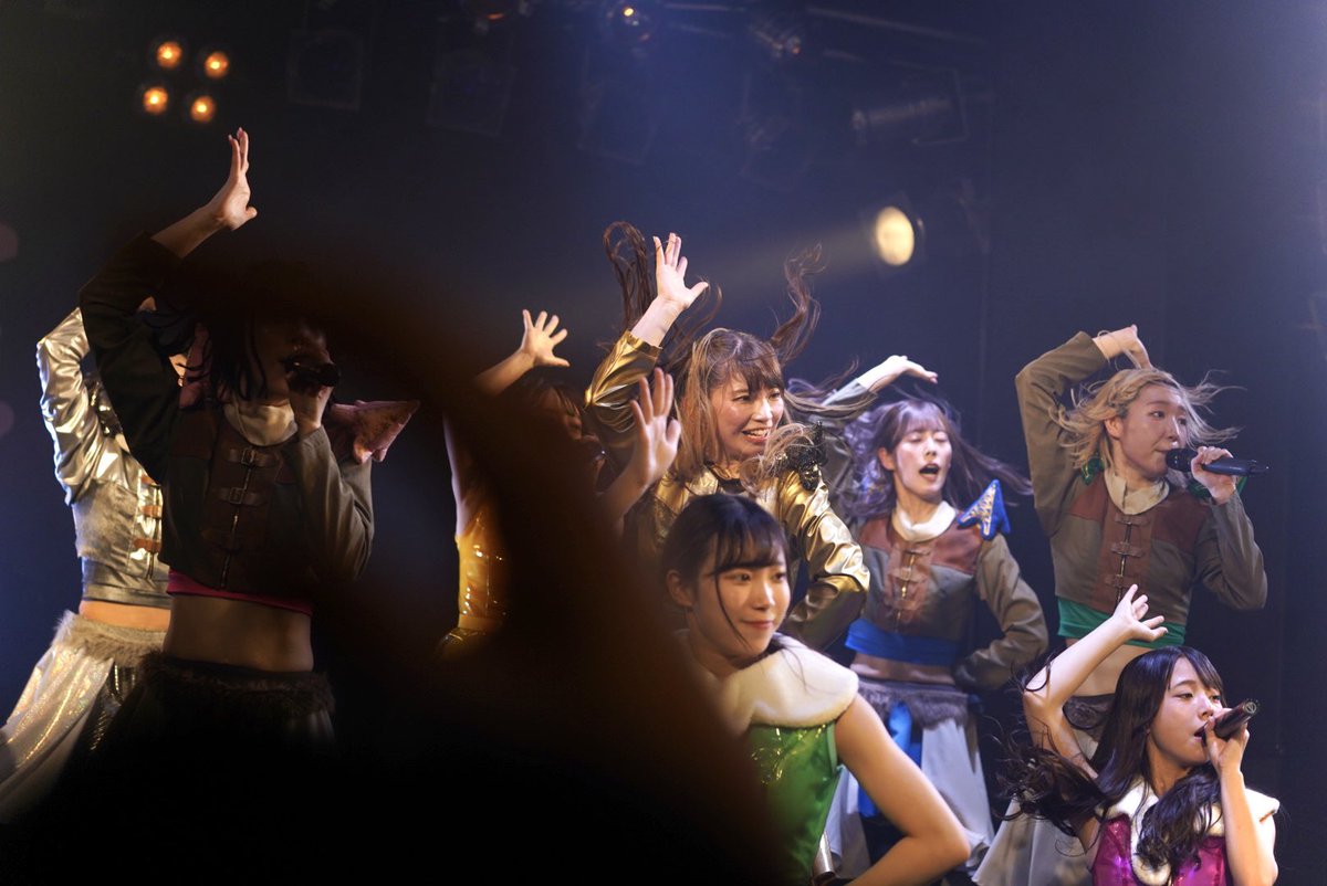 ken_1_0710's tweet photo. 1番楽しかった😊🎶
#豆柴の大群
#都内某所 
#MONSTERSTOUR https://t.co/dh5VT4JMkP