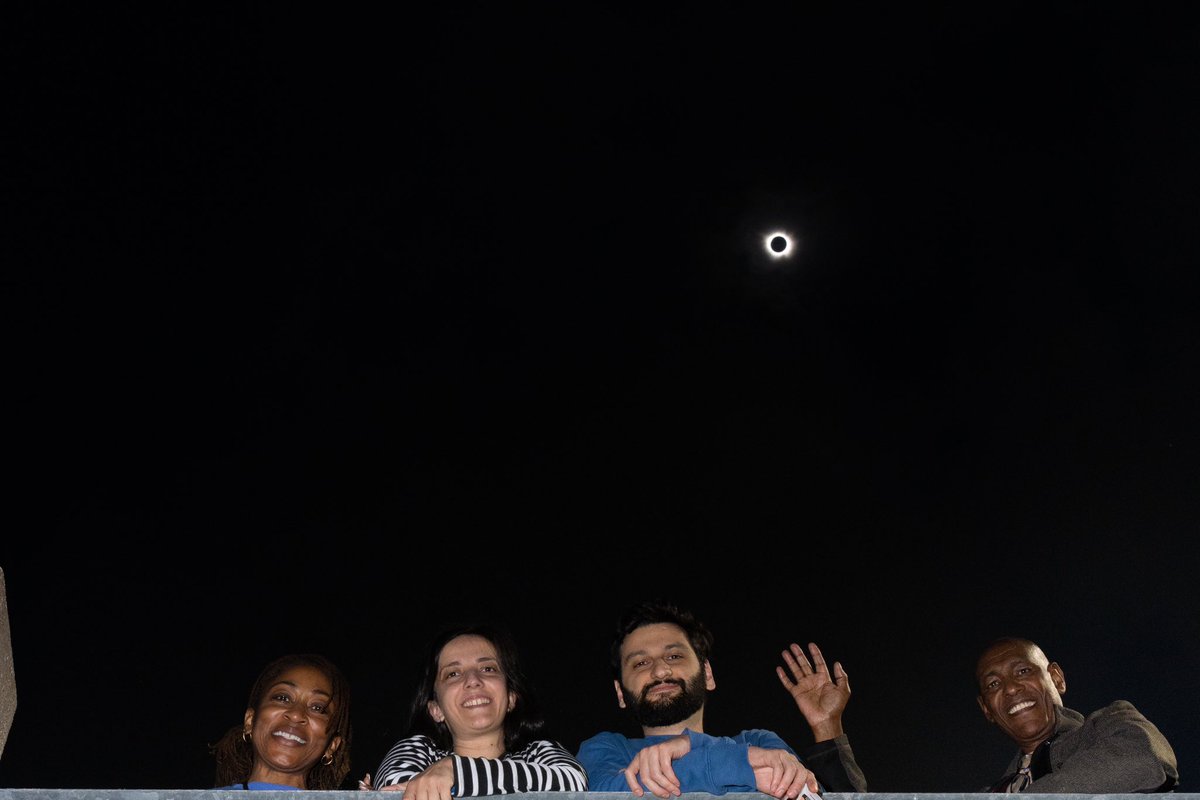 UfretLab tweet media