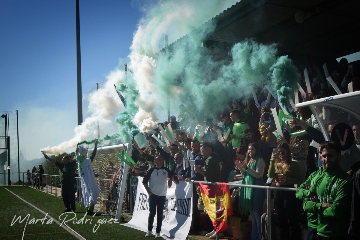 Enhorabuena a mi pueblo, la <a href="/UD_Bienvenida/">UD Bienvenida</a>, por el título del campeonato liguero. Directiva, cuerpo técnico, jugadores, afición… muchas horas y mucha gente trabajando en la sombra para conseguir los objetivos. A seguir trabajando para lograr el ascenso!!