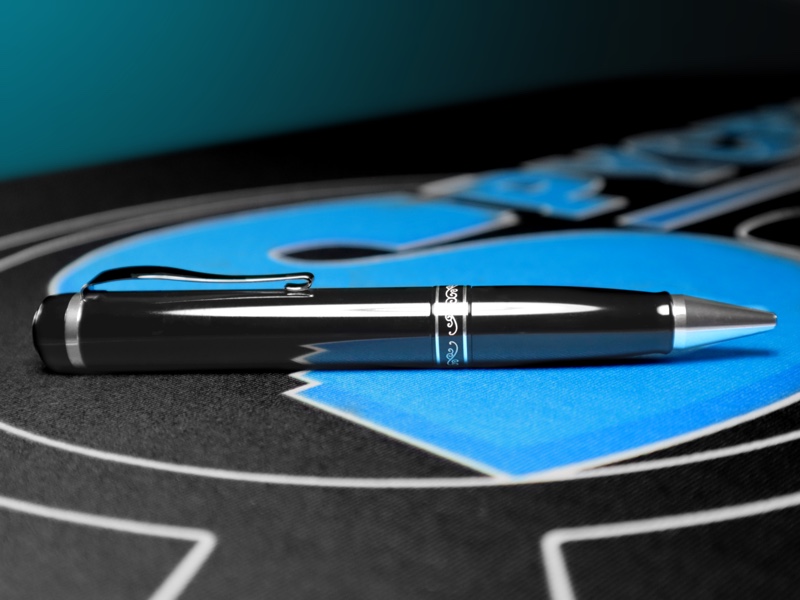 SCS4Plano's tweet image. 🕵️‍♂️ Keep an ear out for every detail with our Voice Recorder Spy Pen! 🎙️

Learn more:  spycentre.com/products/voice…

#SpyPen #VoiceRecorder #CovertTech 🕵️‍♀️✒️🔊