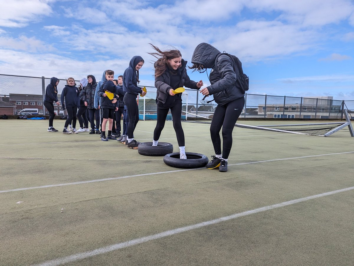 A fantastic morning working with the children from year 8 in @CompPorthcawl today. A really well behaved year group that worked really hard on all the challenges during the sessions. Check out the below for more info: forcesfitness.co.uk/services/schoo… #education #teambuilding
