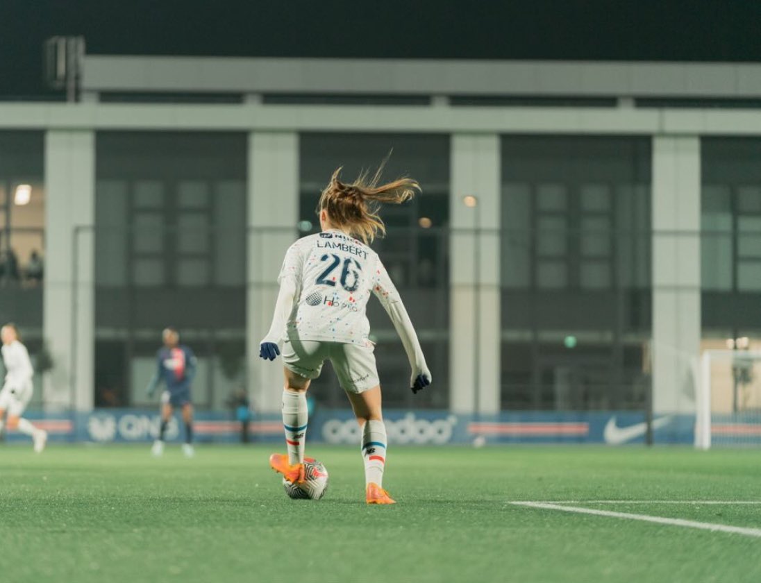 Joyeux Anniversaire à Anaïs Lambert qui fête ses 21 ans !

<a href="/anaislambert943/">Anaïs Lambert</a> 🔥