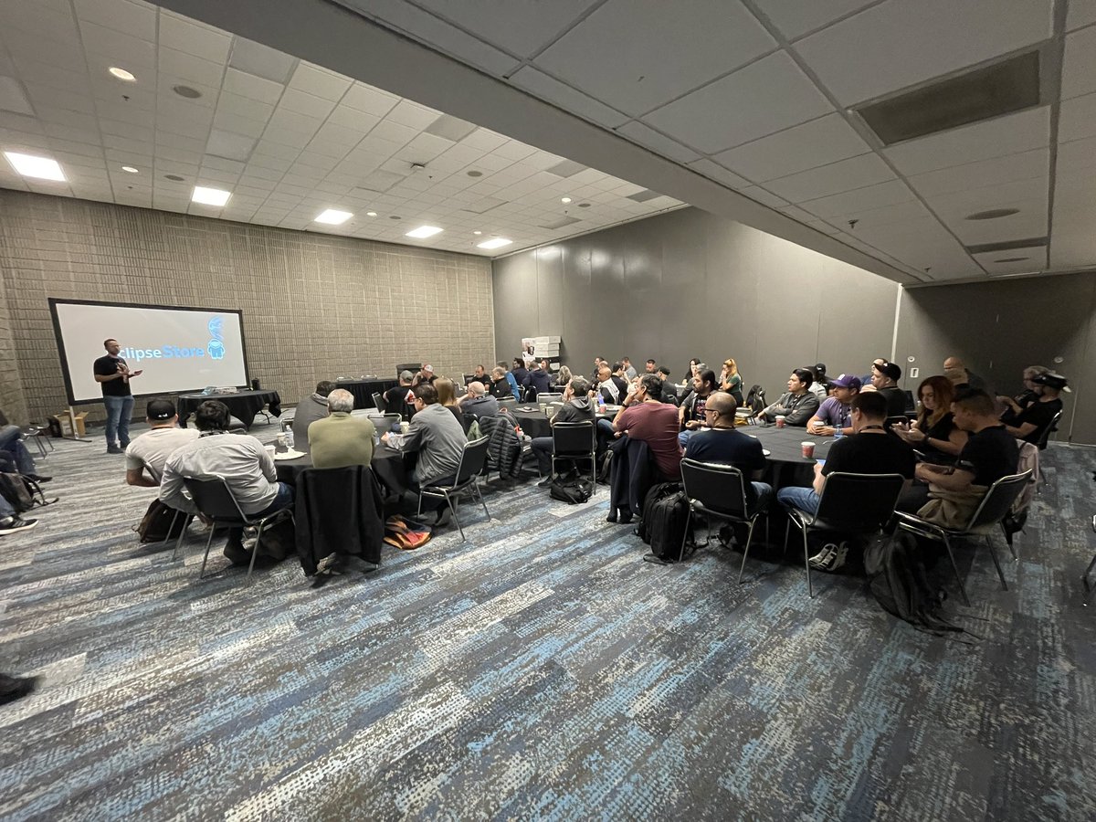 It’s a great morning to host a #jugleader summit. We are humbled that #Java User Group Leaders from around the world are here. See who is in the house devnexus.com/#sponsorlist