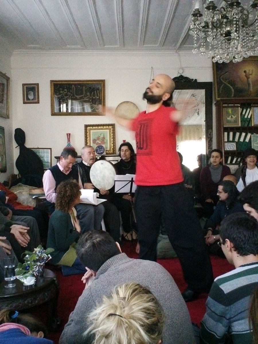 TriciVenola's tweet image. Dancing with Galip Baba &amp;amp; the Bektaşi Dervishes at Üllu Tekke on a Sunday one spring in Istanbul. #bektashi #bektaşi #derviş #dervish #drawing #pleinair #portrait #drawingonistanbul