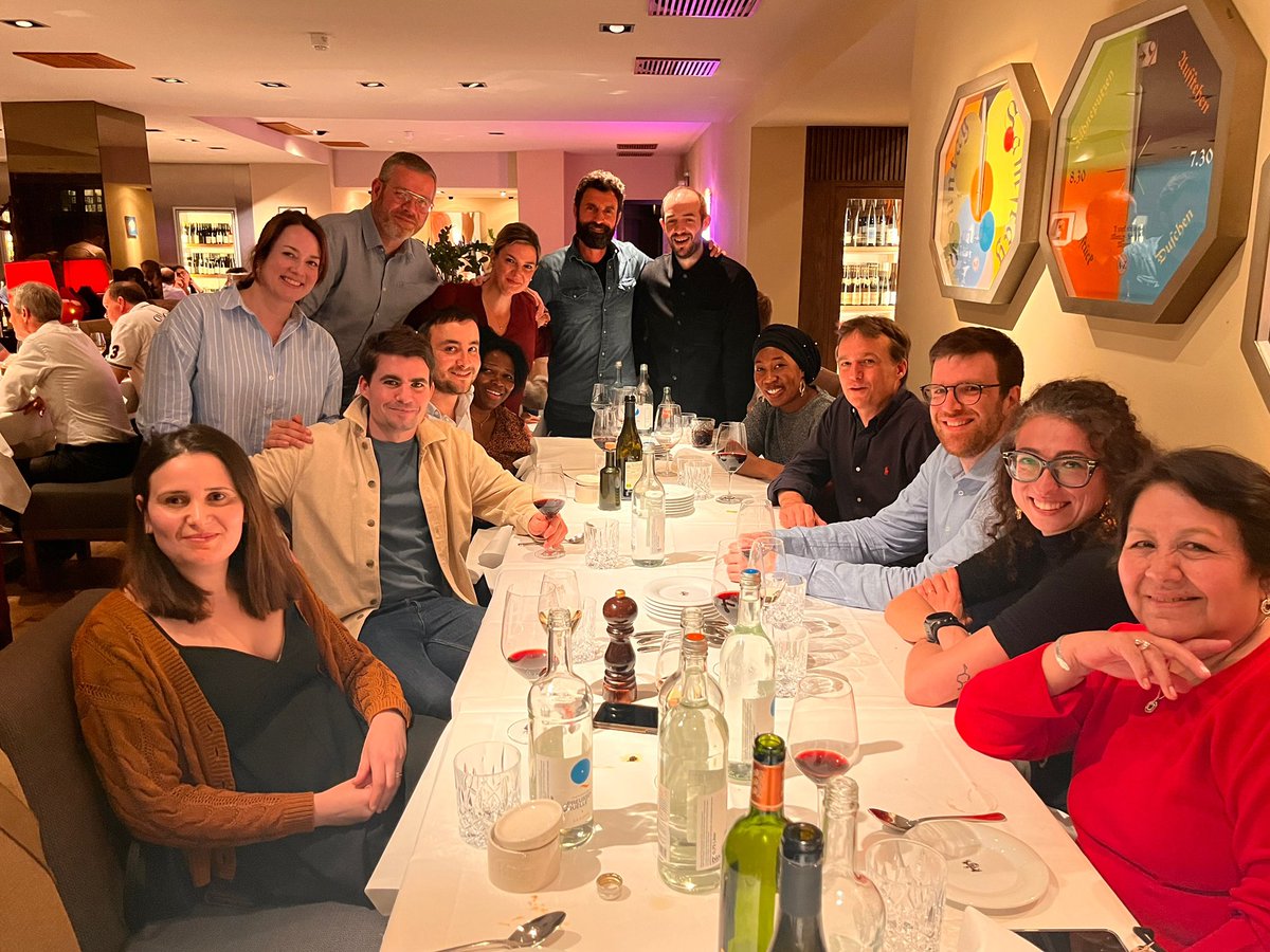 So grateful to be surrounded by such a dynamic and dedicated team and happy many of us were able to come together for a lovely evening in Berlin during #EHRA2024. 🤩 #TeamCardio