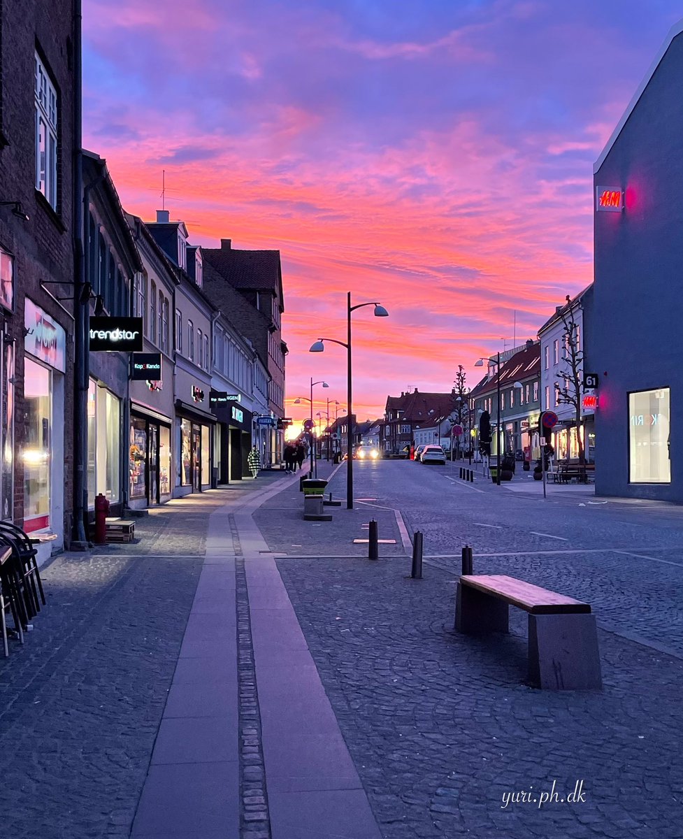 yuriphdk's tweet photo. Holbæk, Denmark 🇩🇰 https://t.co/wlvn2RLFIV