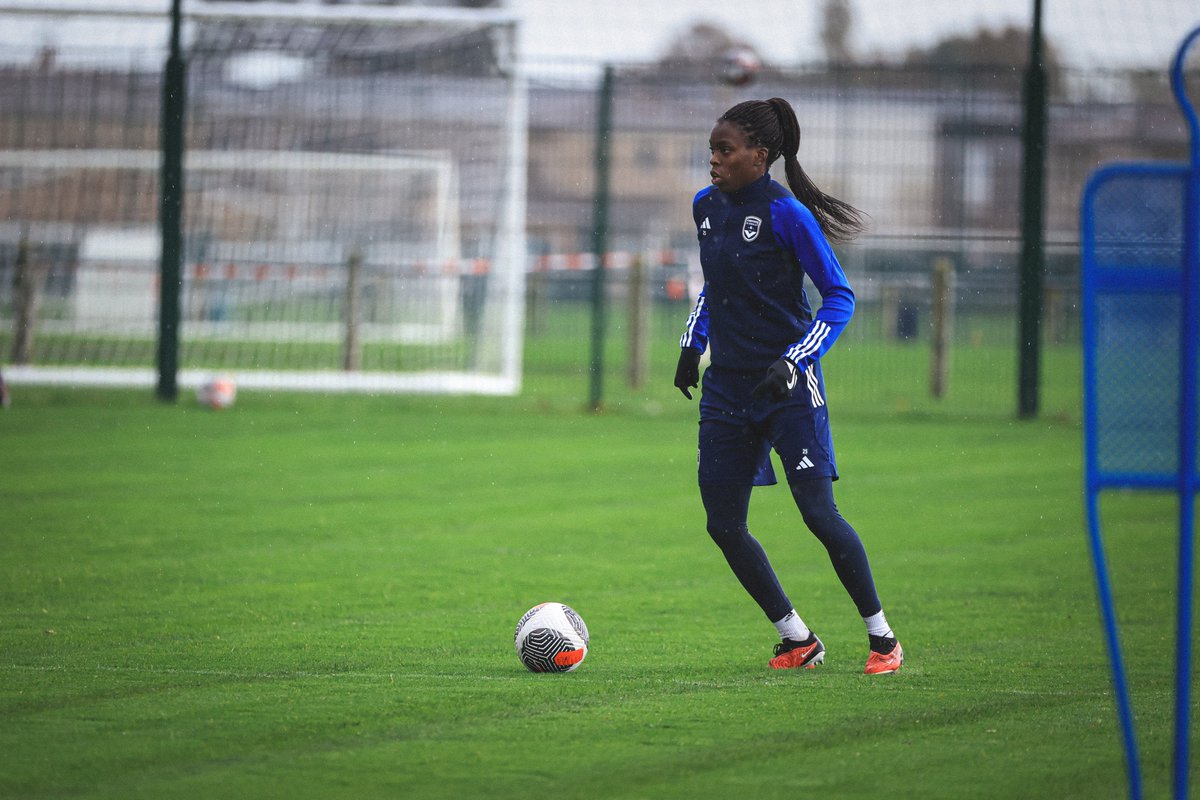 Les Bleuettes d'Hillary Diaz victorieuses face au Portugal de Serena Pinto De Queiros ! 👏🔵⚪ ➡️ shorturl.at/duwS1