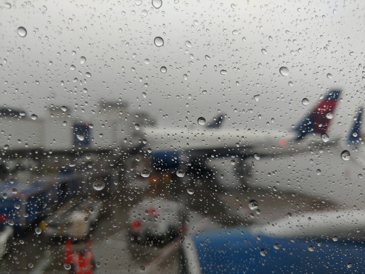 April 9 2024 #weather causing delays at AMA-Amarillo , @DallasLoveField @DFWAirport @AUStinAirport @HobbyAirport @iah @FlyHSV @flymemphis @LITAirport @FlyKnoxville @ATLairport @CLTAirport @ChattAirport see #airports fireandaviation.tv/airports/