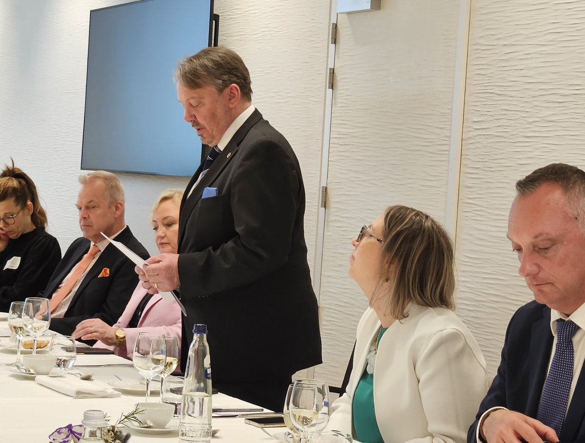 The board of @SLC_lantbruk (Central Union of Swedish speaking Agricultural Producers in Finland) visiting Brussels. Today the #CAP lunch at European Parliament hosted by @NilsTorvalds & @ElsiKatainen. Thank you @MatsJNylund & @BrysselToimisto