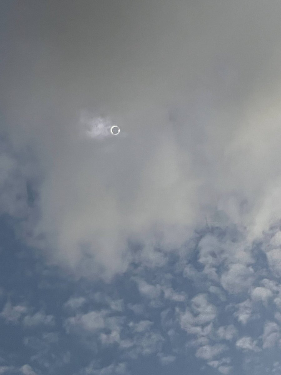 There was this one break in the low cloud that blanketed us T-5min to T+2min of totality!