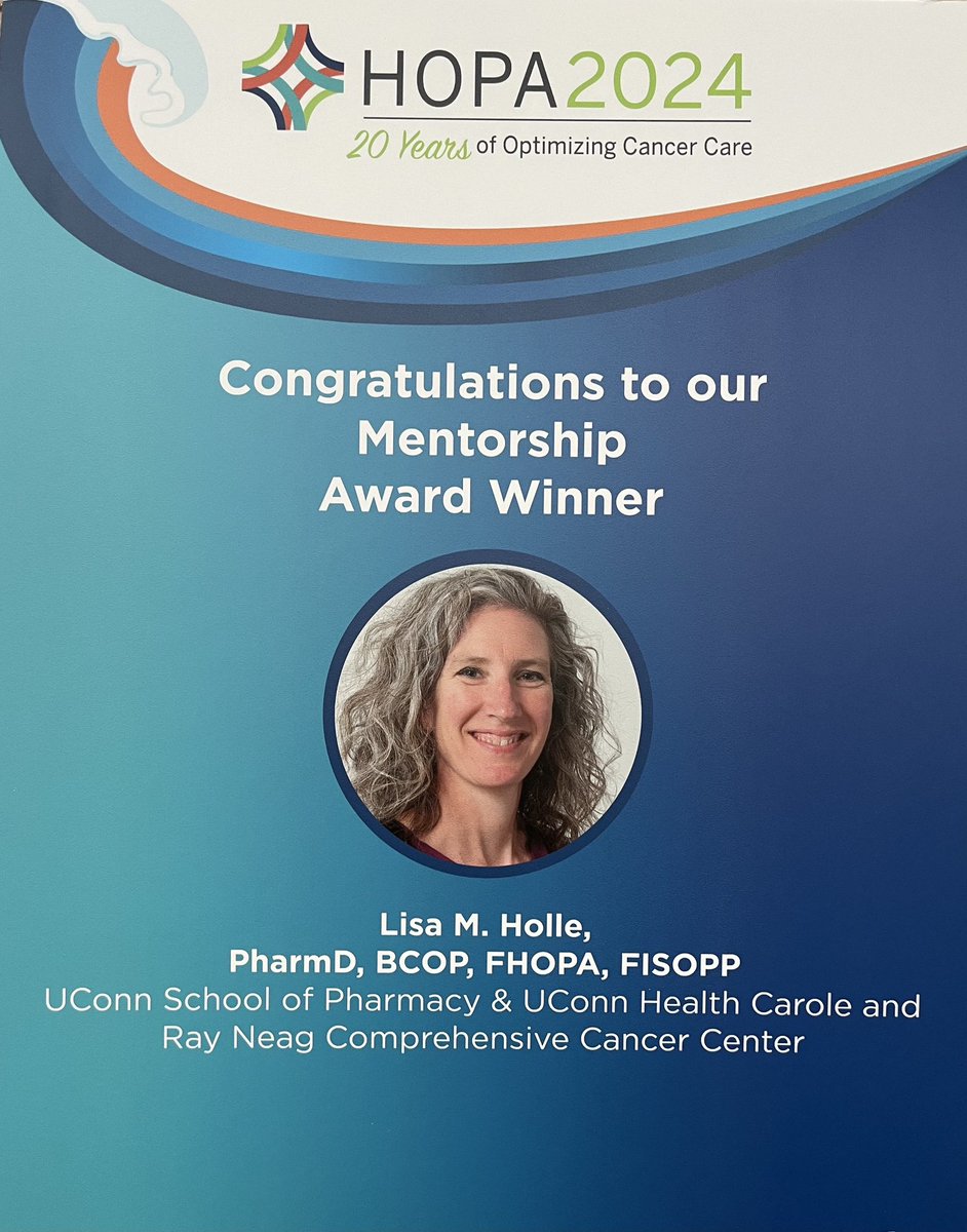 Congrats to Dr. Lisa Holle on receiving the 2024 @HOPArx mentorship award at the Hematology/Oncology Pharmacy Association (HOPA) annual conference last week!