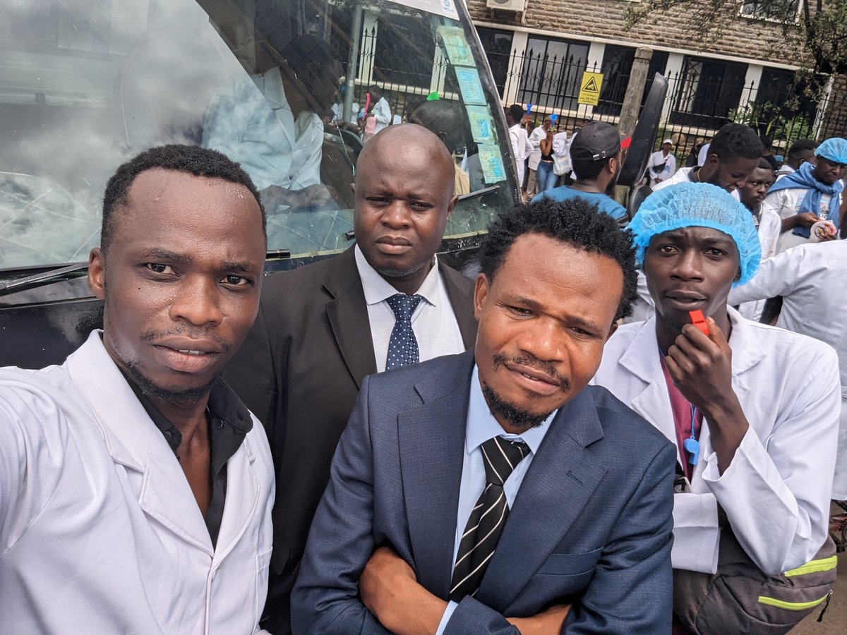 Shout out to MPs Peter Salasya, Babu Owino, James Nyikal, Gathoni Wamuchomba, and William Kamket for being in our corner today. Viva KMPDU✊🏾
#GovernmentOnStrike 
#NakhumichaMustGo
#ZakayoShuka
#CBA2017