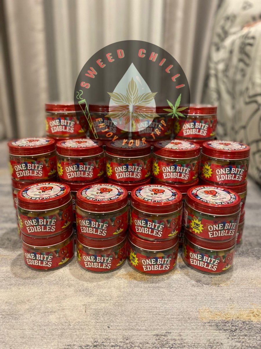 SweedChilli's tweet photo. Gummies Galexy 🪐💫
500mg. บรรจุ 20 ชิ้น

แบรนด์นี้ เอฟเฟค นานมากก 

รับประกัน 💯

ตุนไว้ ปาร์ตี้ สงกรานต์ 🎉🎉

เปลี่ยนไลน์ 👇

https://t.co/lPRmTmLQWO

Age 20+ 🚫

#กัญชา #กัญชาออแกนิค #กัญชานอก #กัญชากรุงเทพ #กัญชารังสิต #กัญชาราคาถูก #กัญชาเชียงใหม่ #Dabthai #Pod #กัญชาog https://t.co/U4Y31zuPik