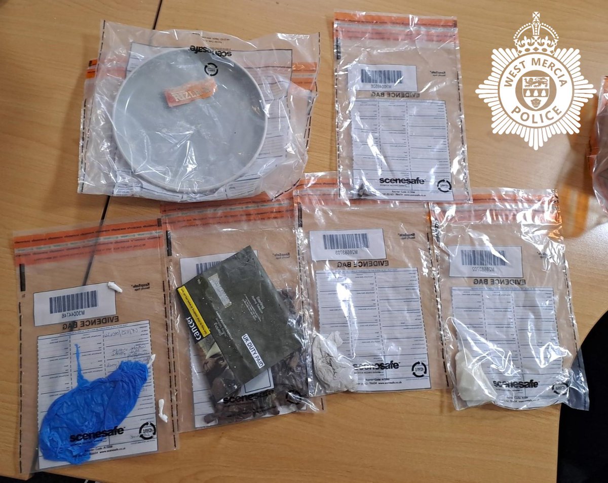 A man was arrested this morning following community concerns over suspected drug dealing in the city centre. A 34-year-old is currently in custody on suspicion of possession of class A drugs and shoplifting. Read more ➡️ orlo.uk/CRRMV