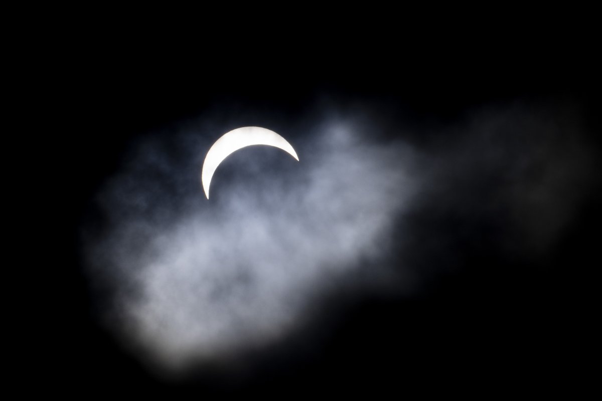 Although the eclipse was mostly hidden from view due to clouds over Niagara Falls, U.S., it was still an incredible experience. Photos for @globeandmail #Eclipse2024 #NiagaraFalls