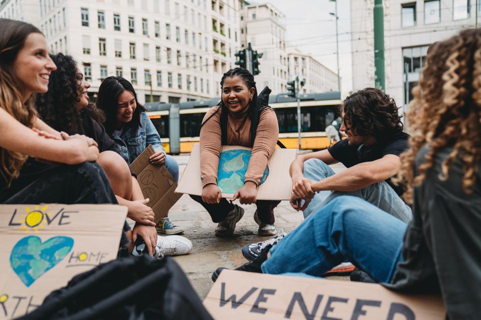 With a nearly $1 billion investment, the federal government has taken an unprecedented step in advancing environmental and economic racial justice. go.forbes.com/c/WXZD