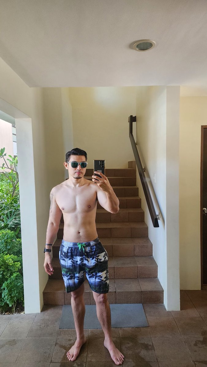 JDGmatters's tweet photo. Dubai Boracay La Union Travel Leg. #Wheretonext https://t.co/PPr7vPQztj