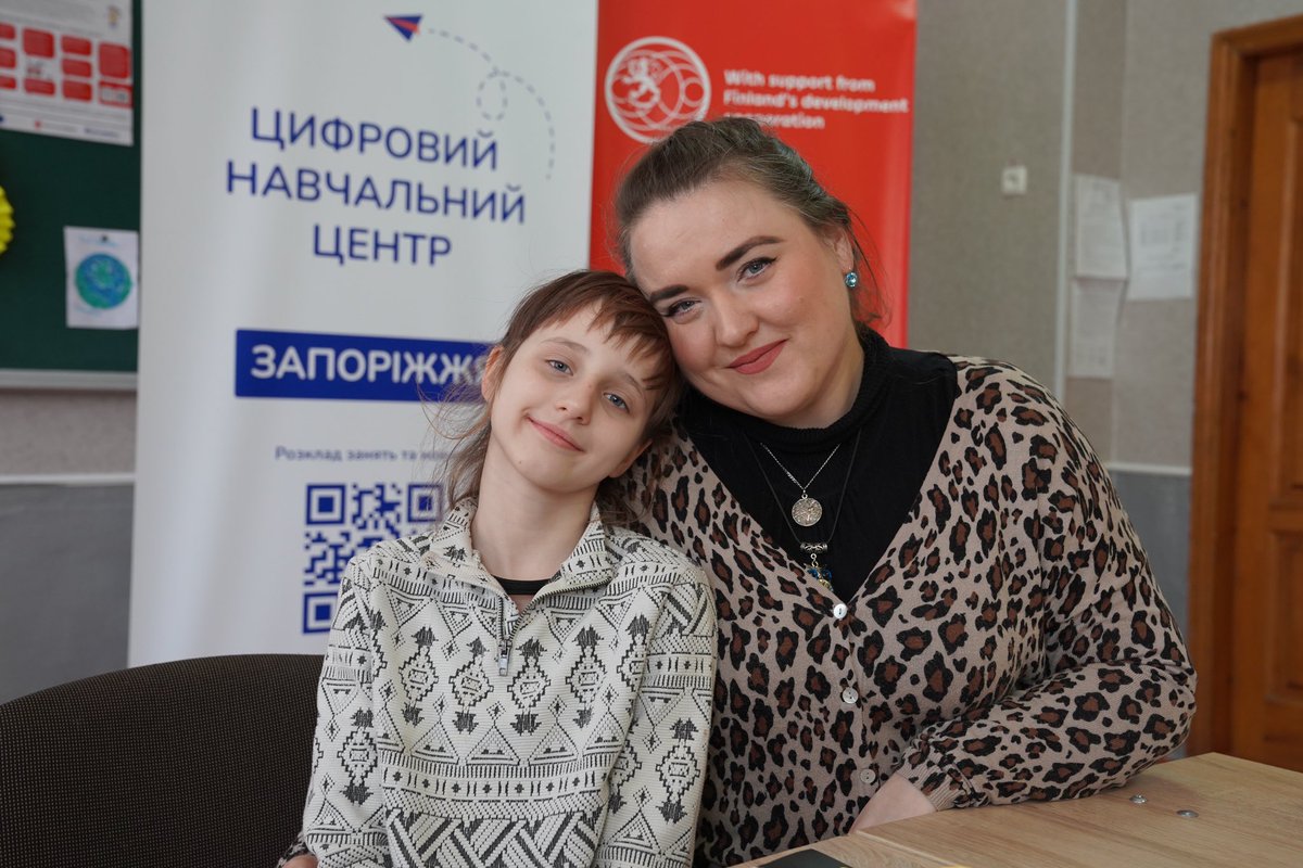 Irina's 8-year-old daughter, Maria, lives in #Zaporizhzhia, just 40km from the front line, so the child has to study online. To fill the gap in education and lack of communication with peers, Maria attends the Digital Learning Center, supported by the @Ulkoministerio MFA Finland