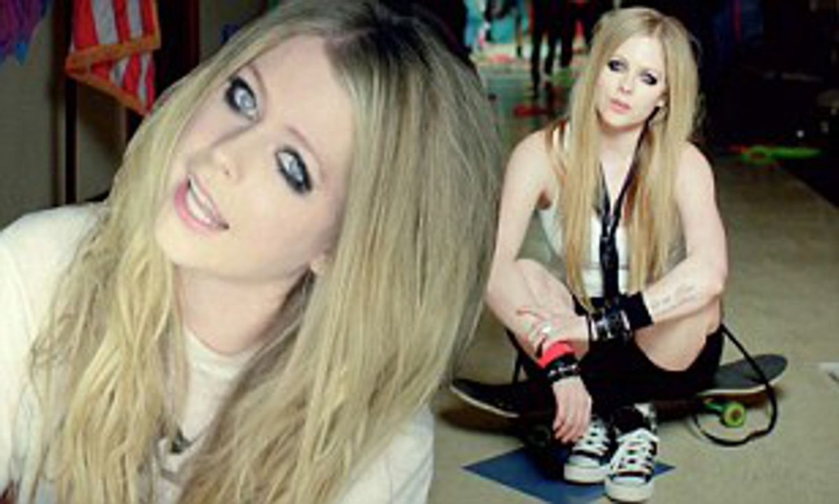 11 years of @AvrilLavigne here’s to never growing up time to celebrate because we will never grow up lol 😜