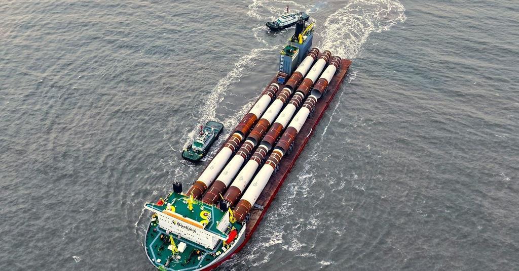 Boskalis’ semi-submersible heavy transport vessel Black Marlin has arrived at the port of La Rochelle in France laden with...

#heavylift #projectcargo #projectlogistics #projectforwarding #logistics

bit.ly/4cSjUqc