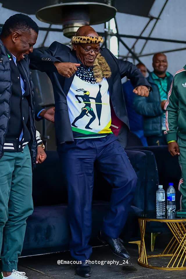 If You love President Zuma,Like and Retweet this post MK Party 🖤💚✊️ Dali Mpofu Ngcukaitobi Electoral Court #VoteMK2024