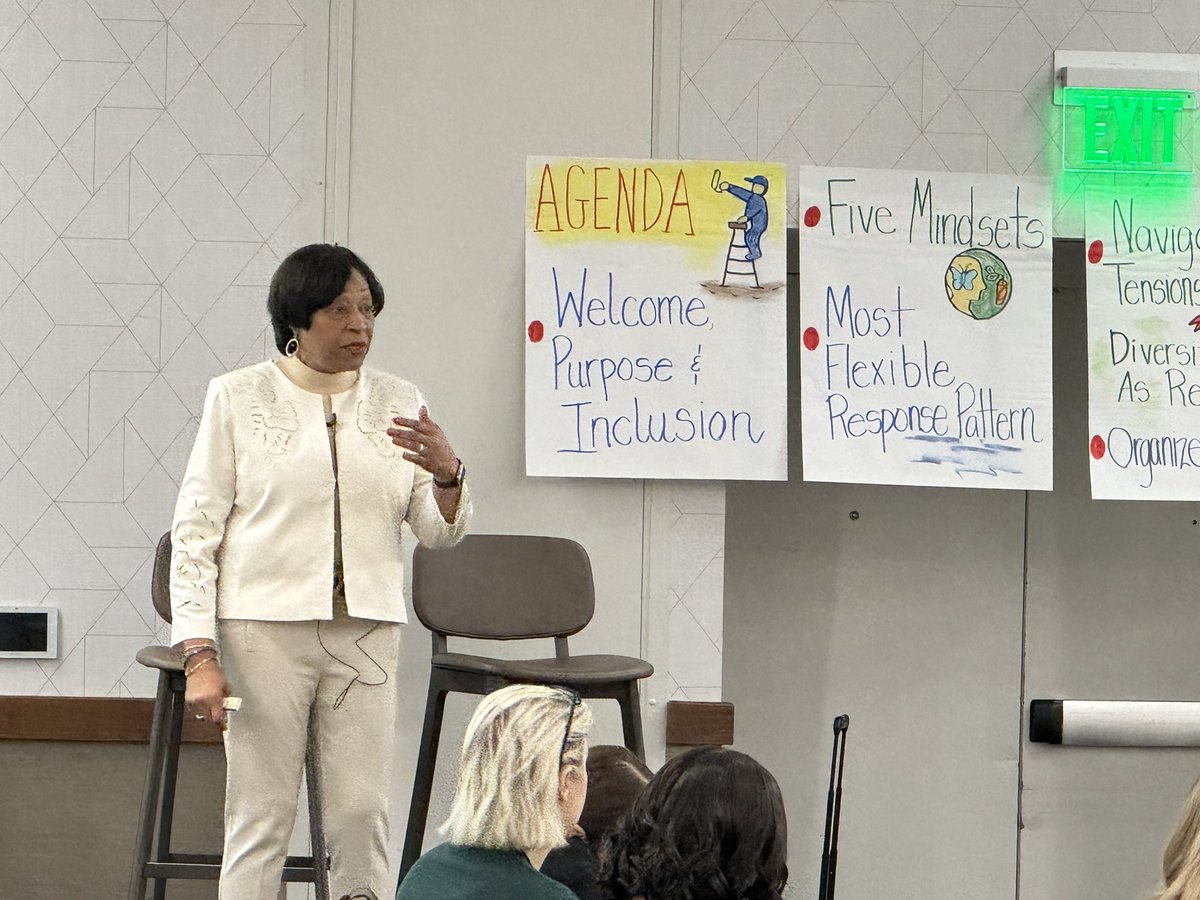 Fully present for today’s sold out @MAASEMichigan event with THE Carolyn McKanders. 🙌 #maaseleads