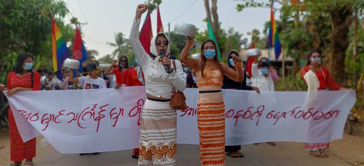 Led by Democracy Movement Strike Committee-Dawei , Student Union, LGBT Community & residents from #LaungLone Twp, marched and protested to eliminate the #MilitaryDictatorship on Apr9.

#AgainstConscriptionLaw  
#2024Apr9Coup   
#WhatsHappeningInMyanmar