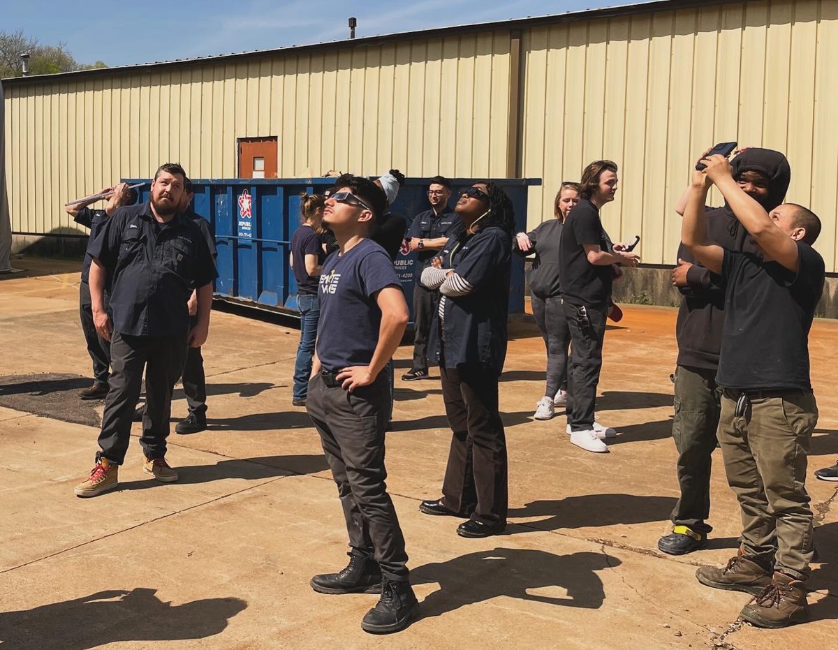 The team took some time out to catch the eclipse yesterday🌒. And it was pretty epic 🤩!
