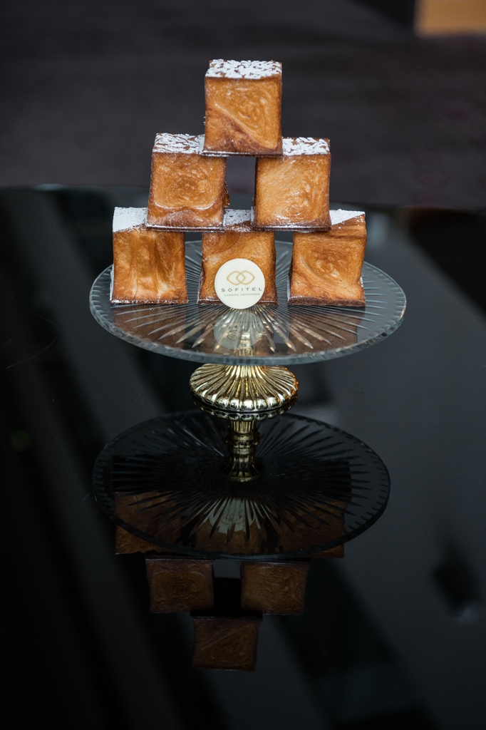 Sofitel Heathrow tweet media