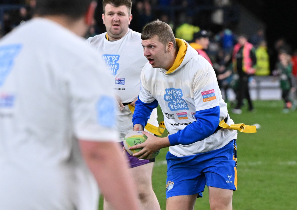 We're #OnTheSameTeam!🙌 Congratulations to @RugbyLeeds @ComIntCare #LDSuperLeague stars who played in front of thousands on Friday at AMT Headingley stadium! Players wore a special shirt representing our charity & @TheRFL free school education programme: onthesameteam.co.uk